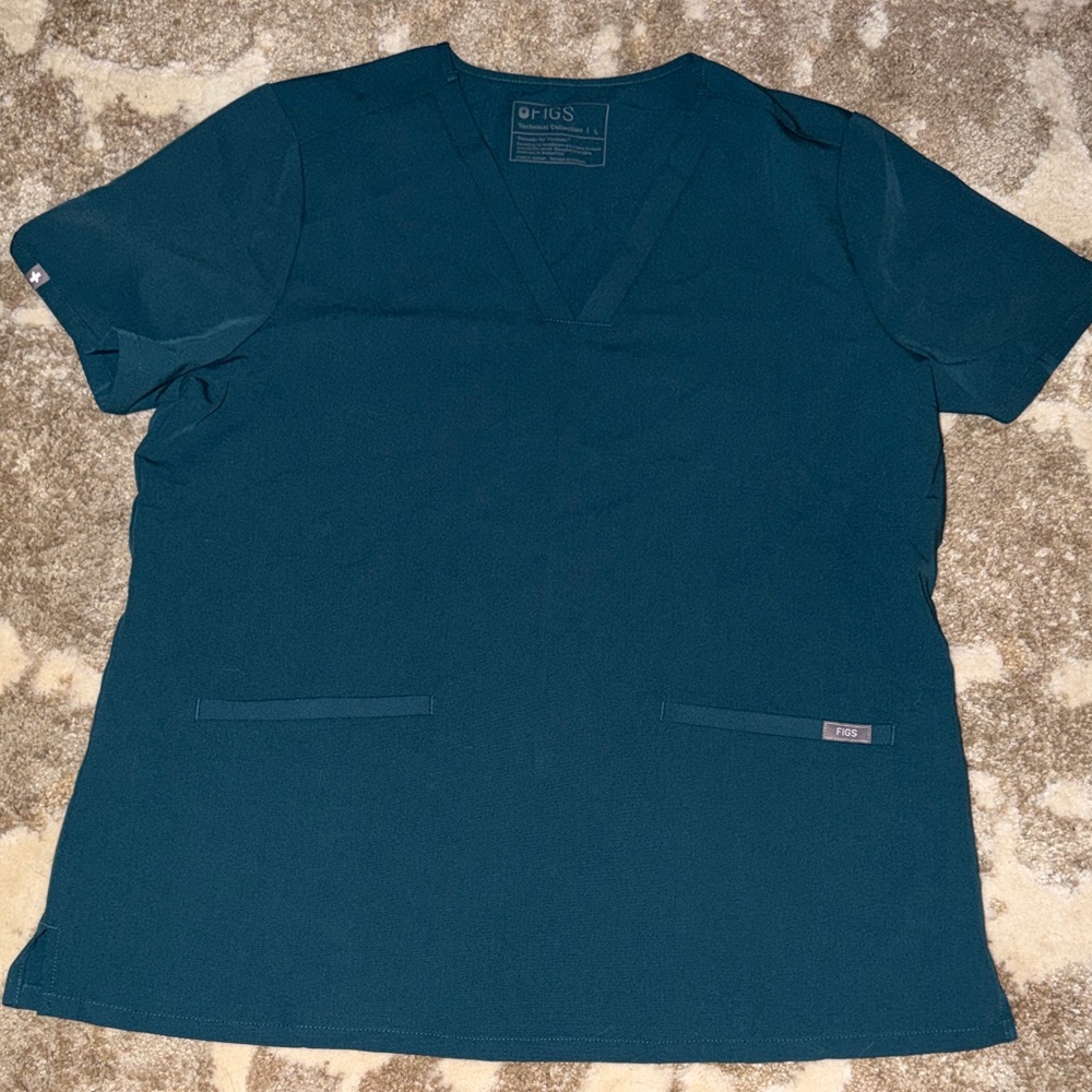Women’s Caribbean Blue Casma Three-Pocket Scrub Top